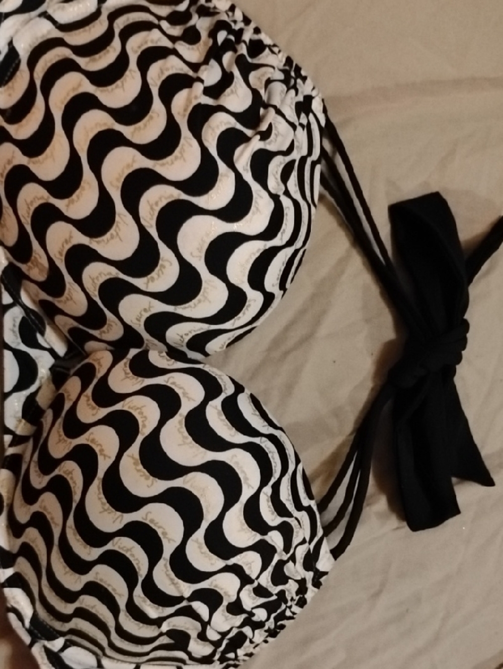Victoria's Secret Black and  White Swimsuit Top